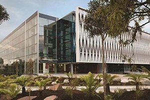 完成学业可获得国外高校颁发的学士学位